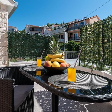 Apartment Gagula With Jacuzzi Trogir Ngoại thất bức ảnh