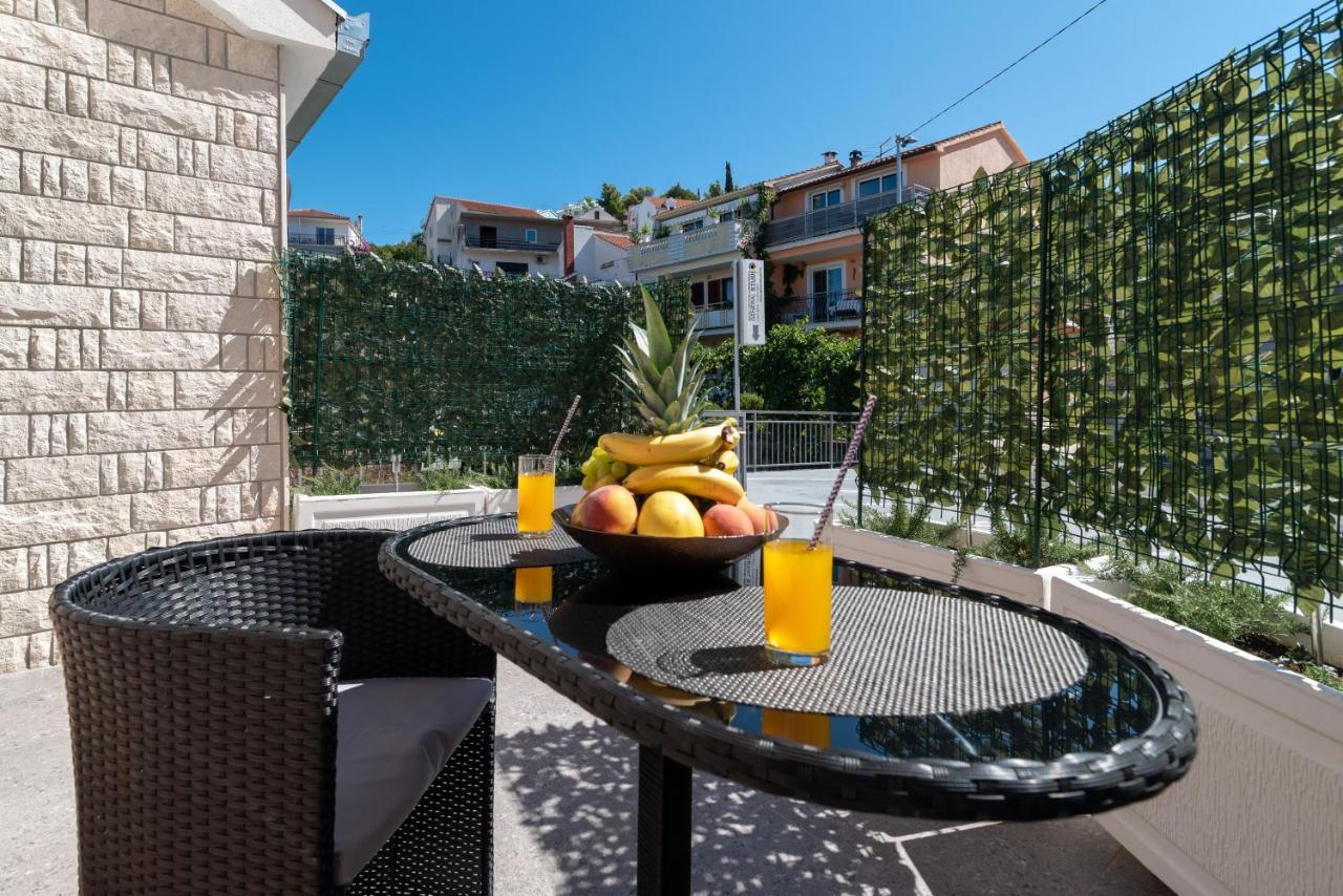 Apartment Gagula With Jacuzzi Trogir Ngoại thất bức ảnh